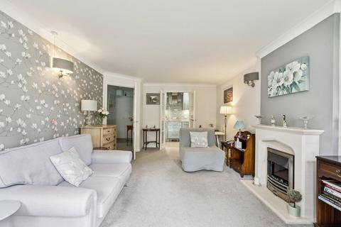 2 bedroom retirement property for sale, Bedford Road, Hitchin, SG5