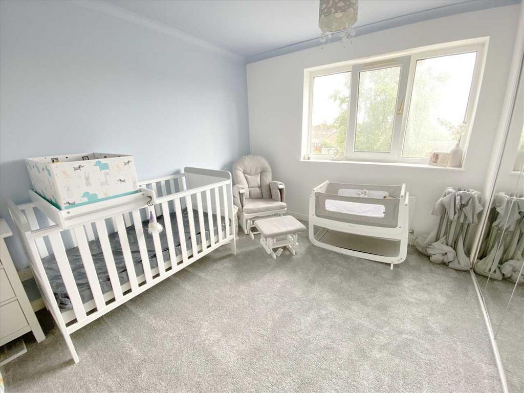 Bedroom 2: