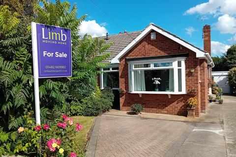 2 bedroom semi-detached bungalow for sale, Four Acre Close, Kirk Ella