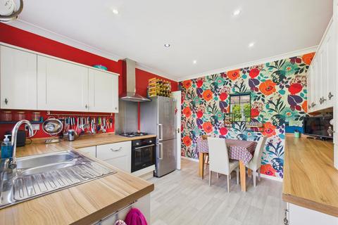 2 bedroom semi-detached bungalow for sale, Four Acre Close, Kirk Ella