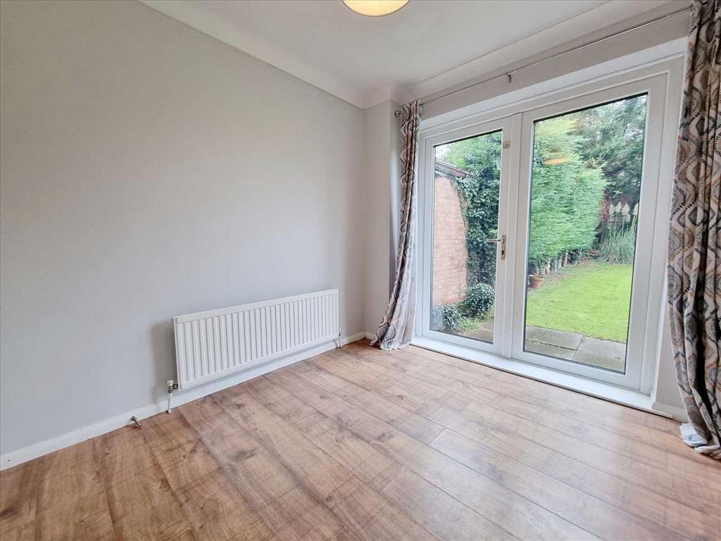 Dining Room: