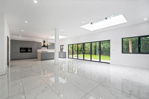 5 bedroom detached house for sale, Stoughton Road, Leicester LE2