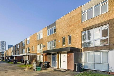 undefined, Croydon CR0