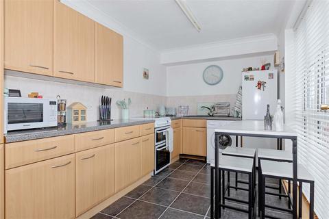 undefined, Chestnut Walk, Worthing