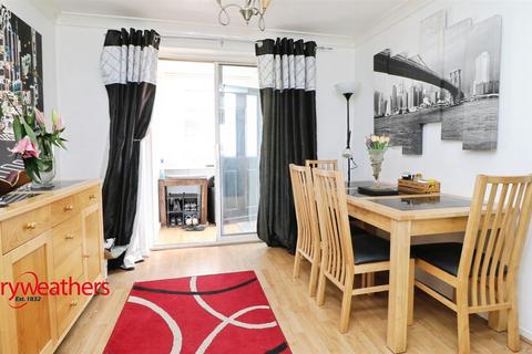 3 bedroom semi-detached house for sale, Coleridge Road, Wath-Upon-Dearne, Rotherham