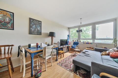 2 bedroom maisonette for sale, Barbrook House, Chatham Place, E9