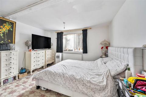 18 Chestnut Close, West Drayton, UB7 0JT