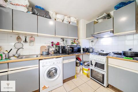 4 bedroom maisonette for sale, Stepney Green, London, E1