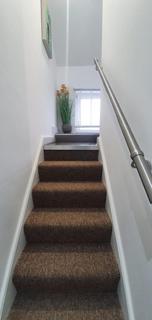 1 bedroom flat to rent, Portnall Road