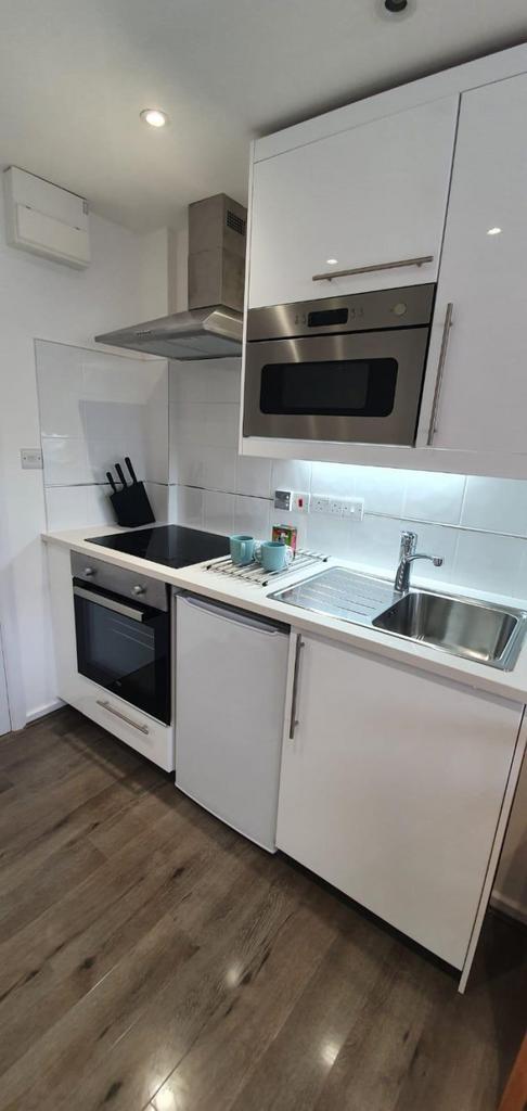 Portnall-road-w9-3bn-983218