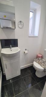 1 bedroom flat to rent, Portnall Road