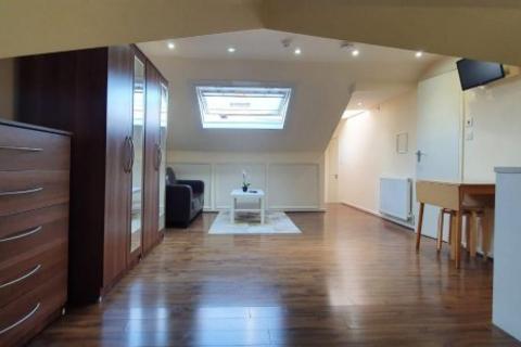 1 bedroom flat to rent, Chatsworth Road