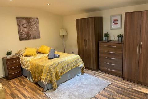 1 bedroom flat to rent, Chatsworth Road