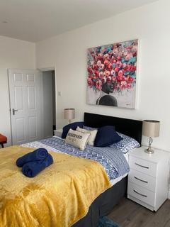 1 bedroom in a house share to rent, Chatsworth Road