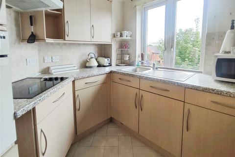 1 bedroom apartment for sale, Penfold Road, Worthing, West Sussex