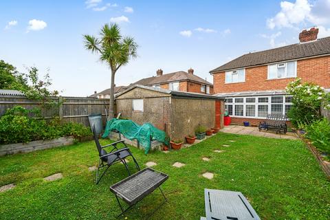 Hailsham BN27