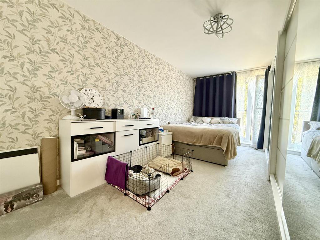 Bedroom1.jpg