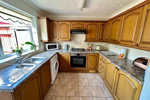 3 bedroom semi-detached bungalow for sale, Bettescombe Road, Rainham ME8