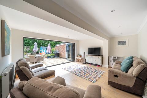 3 bedroom semi-detached house for sale, Redwood Avenue, Reading RG5