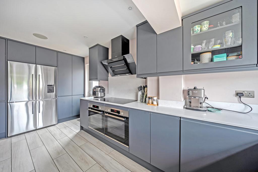 Kitchen Pic 2