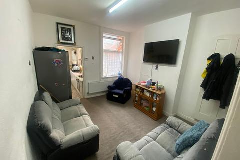 3 bedroom terraced house for sale, Leicester LE5