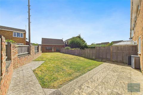 8 Baydon Close, Trowbridge, BA14 0RS