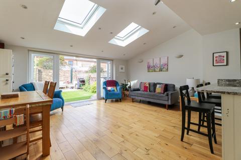 3 bedroom terraced house for sale, Wimborne Road, Southsea