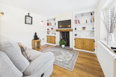 Cyprus Cottage Walmore Hill, Minsterworth, Gloucester, GL2 8LA