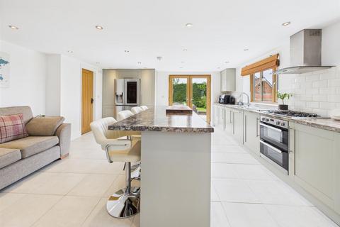 Cyprus Cottage Walmore Hill, Minsterworth, Gloucester, GL2 8LA