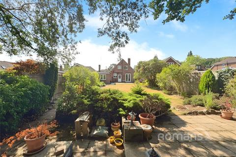 2 bedroom detached house for sale, Redhatch Drive, Earley, Reading