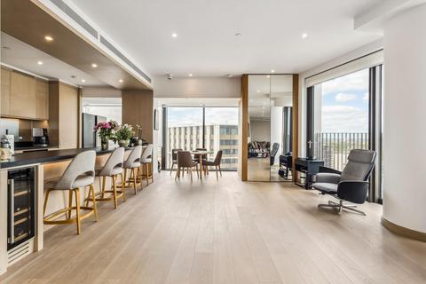 3 bedroom apartment for sale, Viaduct Gardens, London, SW11