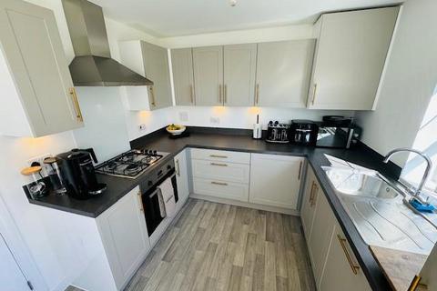 3 bedroom semi-detached house to rent, Strickland Way, Wimborne Minster