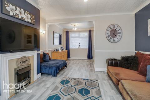 2 bedroom semi-detached bungalow for sale, Hampton Gardens, Southend-On-Sea