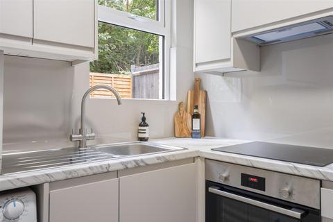 2 bedroom terraced house for sale, Parish Lane, London