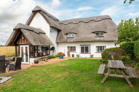 4 bedroom detached house for sale, Mill Road, Bedford MK44