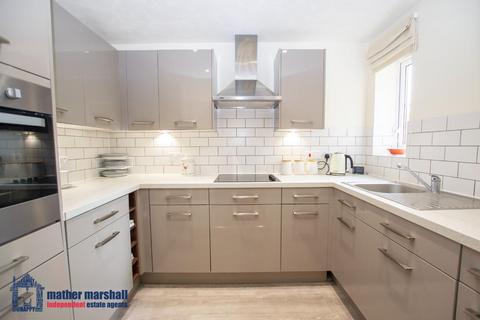 2 bedroom retirement property for sale, Astonia Lodge, Pound Avenue, Stevenage