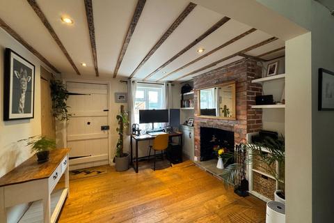 3 bedroom semi-detached house for sale, Frittenden,Kent