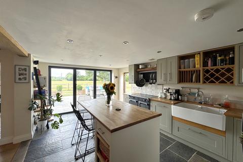 3 bedroom semi-detached house for sale, Frittenden,Kent