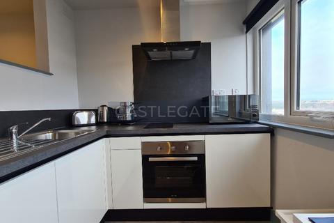 Studio to rent, Renaissance Works, New Street, Huddersfield, HD1 2AT
