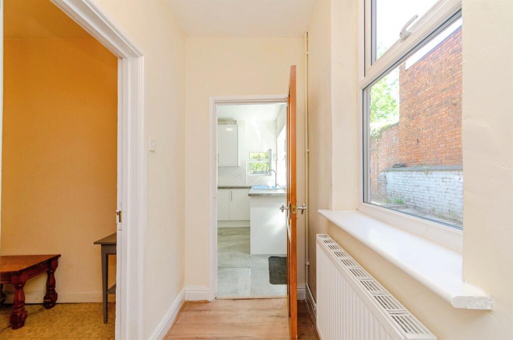 Ground floor rear hallway.jpeg