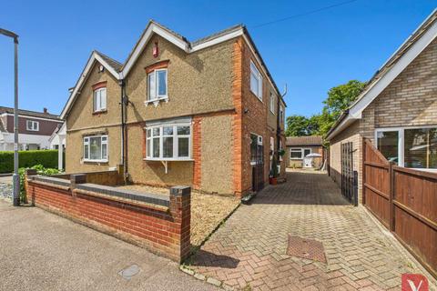 undefined, Queen Alexandra Road, Bedford MK41