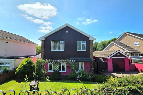 3 bedroom detached house for sale, Pentrepiod Road, Pontypool NP4