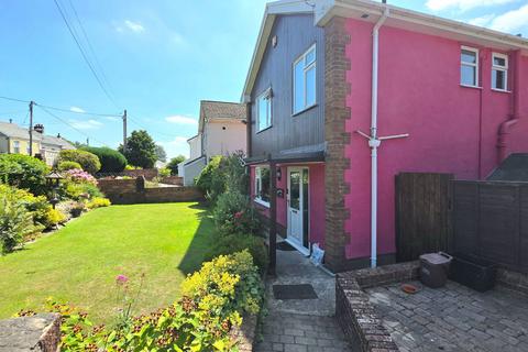 3 bedroom detached house for sale, Pentrepiod Road, Pontypool NP4