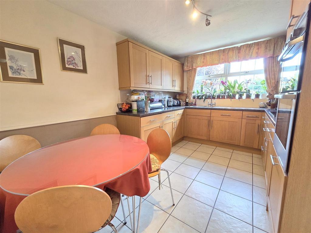 Breakfast Kitchen