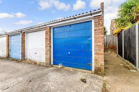 45 Ifield Way, Gravesend, DA12 5UA