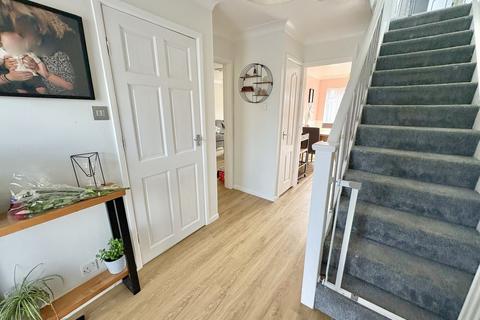 3 bedroom semi-detached house for sale, Hewitt Road, Hamworthy, Poole, BH15