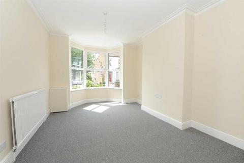 3 bedroom terraced house to rent, Mill Road, Wellingborough