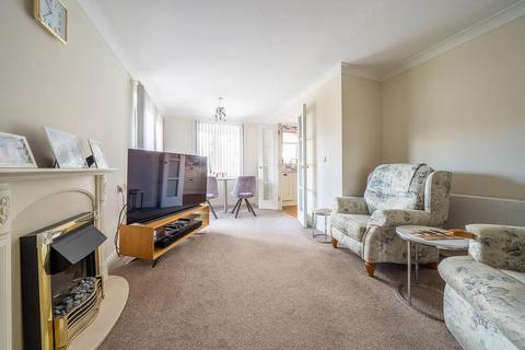 2 bedroom retirement property for sale, Gravel Hill, Ludlow