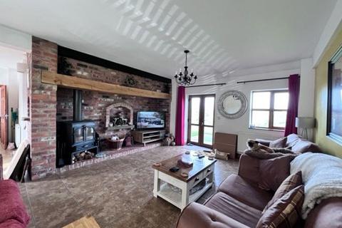 3 bedroom barn conversion to rent, Pondside Barn, Ockbrook, DE72 3RW