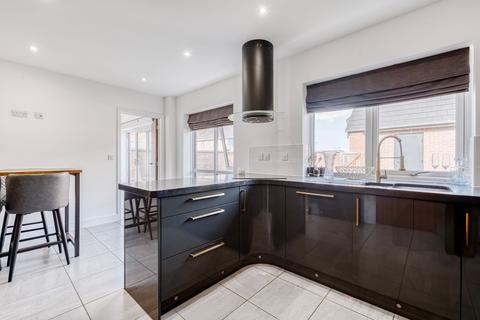 3 bedroom detached house for sale, Goodson Road, Sprowston